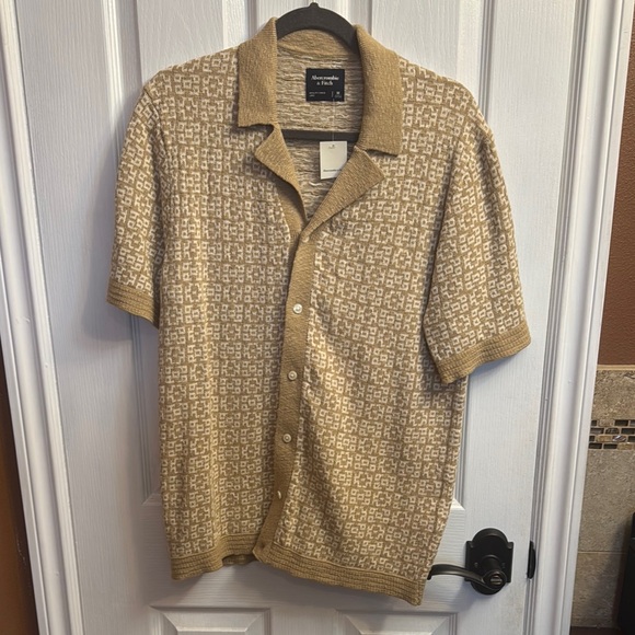 Banana Republic Other - Abercrombie & Fitch Tan Casual Button Down Shirt with Camp Collar